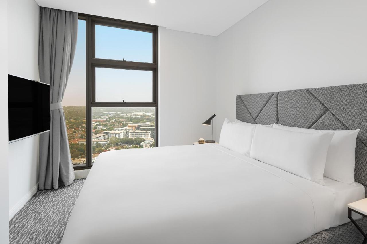 Meriton Suites George Street, Parramatta Сидней Экстерьер фото