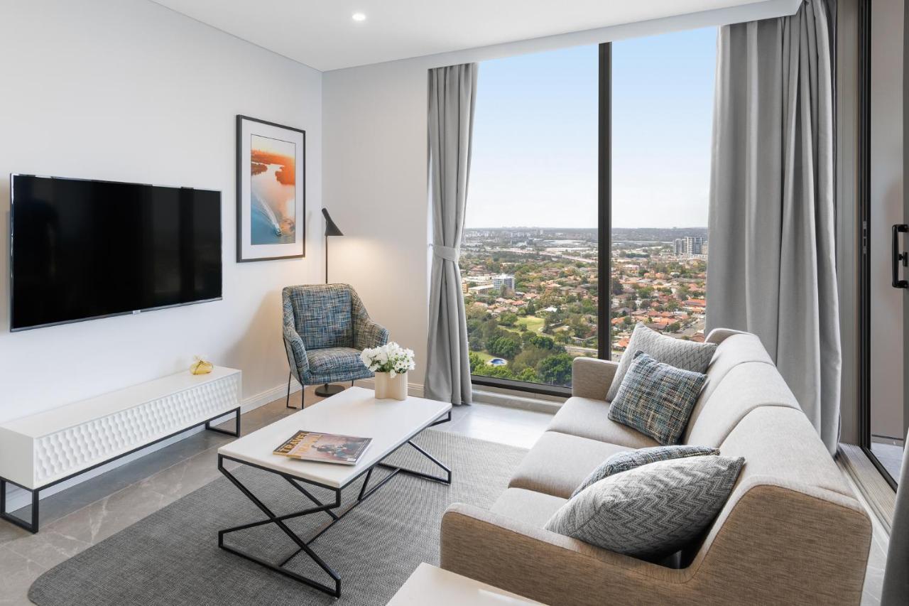 Meriton Suites George Street, Parramatta Сидней Экстерьер фото