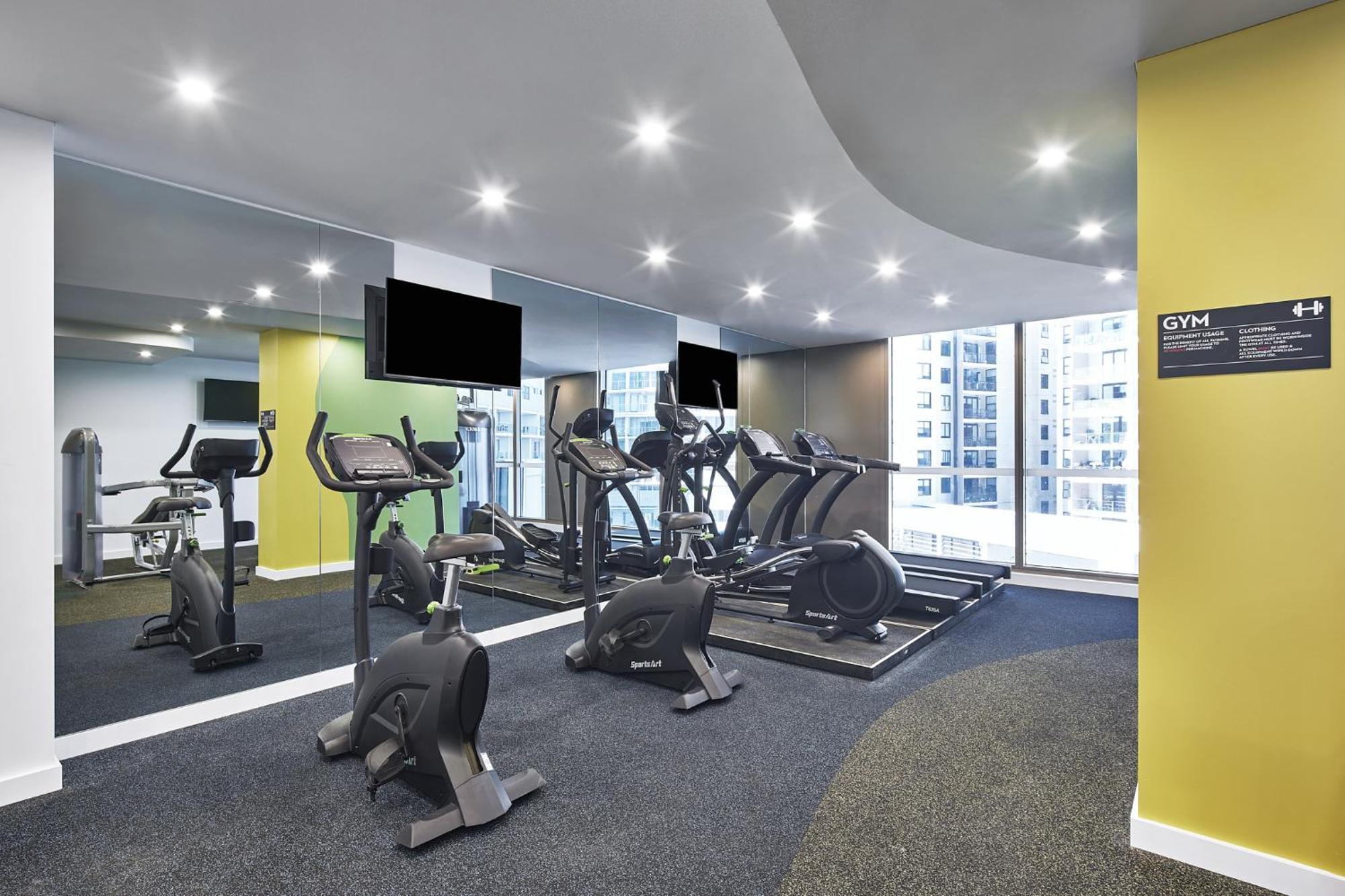 Meriton Suites George Street, Parramatta Сидней Экстерьер фото