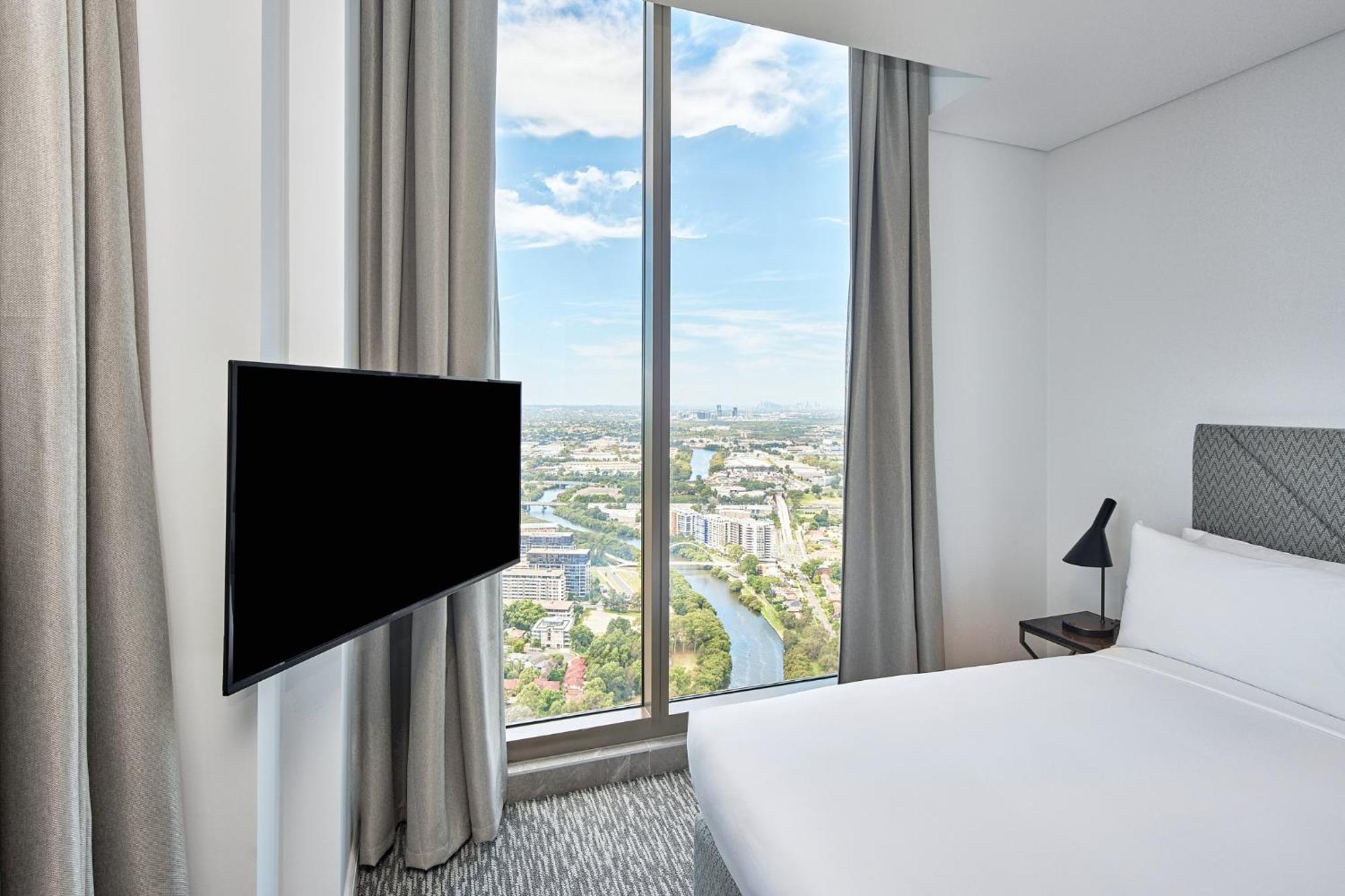 Meriton Suites George Street, Parramatta Сидней Экстерьер фото