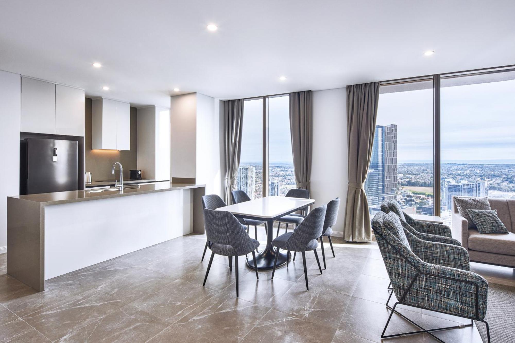 Meriton Suites George Street, Parramatta Сидней Экстерьер фото